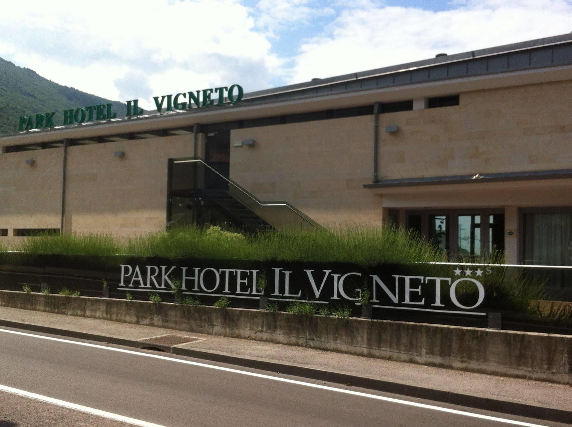 Park Hotel Il Vigneto 아르코 외부 사진